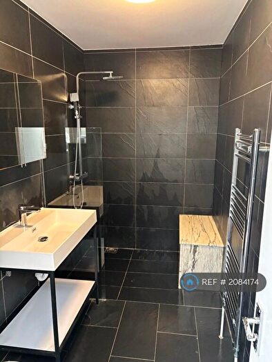 1 Bedroom Flat To Rent In Lea Bridge Road, London, E5