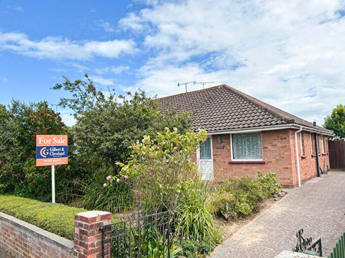 2 Bedroom Semi-Detached Bungalow For Sale In Hazel Road, Bognor Regis, PO22
