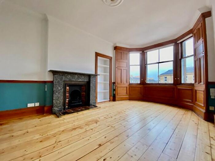 2 Bedroom Flat To Rent In Elm Row, Hillside, Edinburgh, EH7