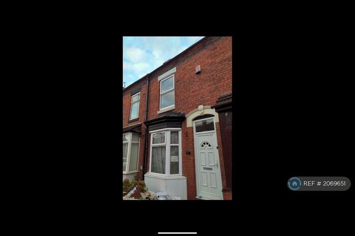 2 Bedroom Terraced House To Rent In Thimblemill Road, Smethwick, B67