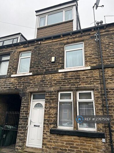 3 Bedroom Terraced House To Rent In Godfrey Street, Bradford, BD8