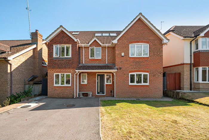 5 Bedroom House For Sale In Athelstan Way, Orpington, BR5