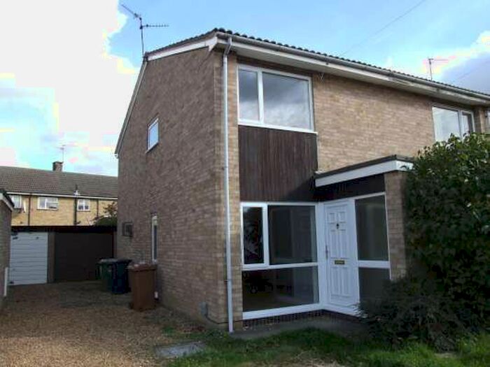 2 Bedroom Semi-Detached House To Rent In Dovecote Close, Dogsthorpe, Peterborough, PE1