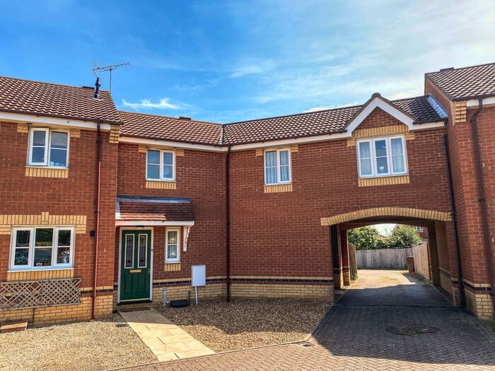 2 Bedroom Terraced House To Rent In Turnstone Way, Stanground, Peterborough, PE2