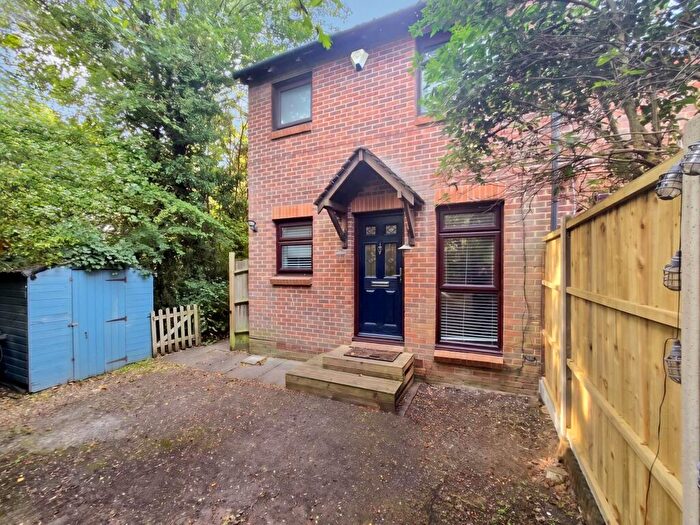 1 Bedroom Terraced House For Sale In Larks Meade, Lower Earley, Reading, RG6