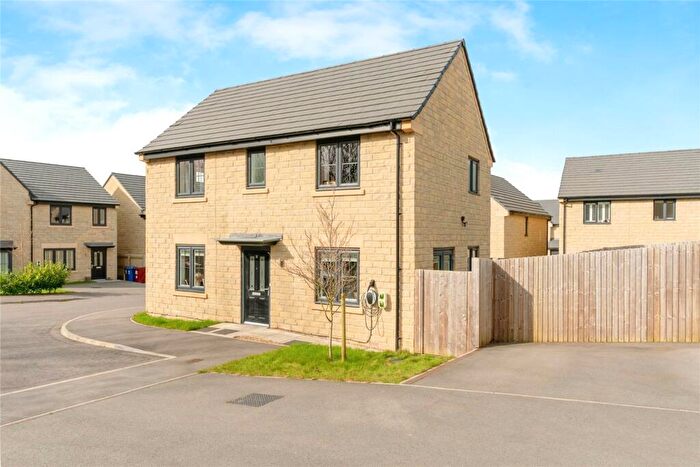 3 Bedroom Detached House For Sale In Dawson Drive, Burnley, Lancashire, BB10