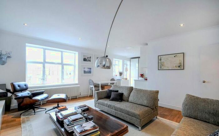 1 Bedroom Flat To Rent In Baker Street, Marylebone, London, W1U