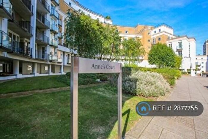 3 Bedroom Flat To Rent In Palgrave Gardens, London, NW1