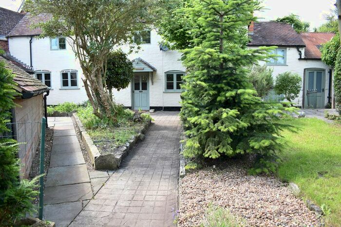 3 Bedroom Cottage For Sale In Shuthonger, Tewkesbury, GL20