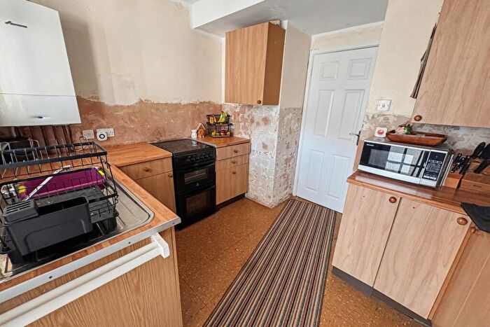 2 Bedroom Terraced House For Sale In Wareham, BH20 - Photo 5