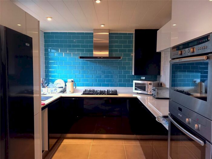 3 Bedroom End Of Terrace House To Rent In Purbrook Gardens, Waterlooville, Hampshire, PO7