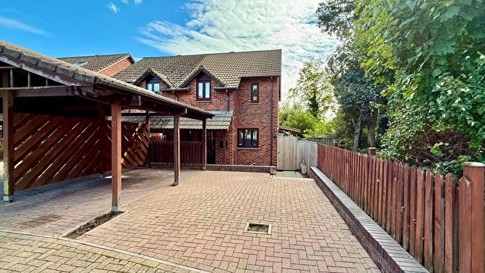 3 Bedroom End Of Terrace House For Sale In Bramble Walk, Lymington, SO41