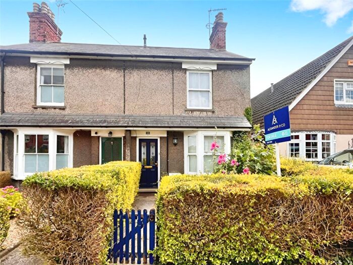 2 Bedroom Semi-Detached House For Sale In Station Road, Winslow, Buckingham, MK18