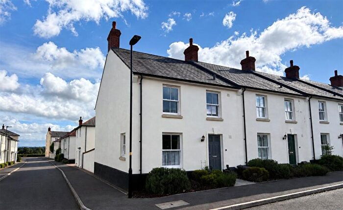 3 Bedroom End Of Terrace House For Sale In Benjamin Street, Bradford On Avon, BA15