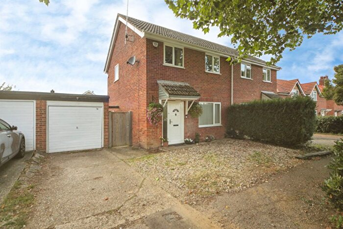 3 Bedroom Semi Detached House For Sale In Stanningfield Road, Great Whelnetham, Bury St. Edmunds, IP30