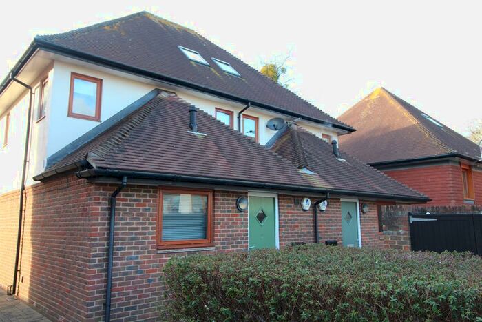 3 Bedroom Semi-Detached House To Rent In Lake Corner, New Milton, Hampshire, BH25