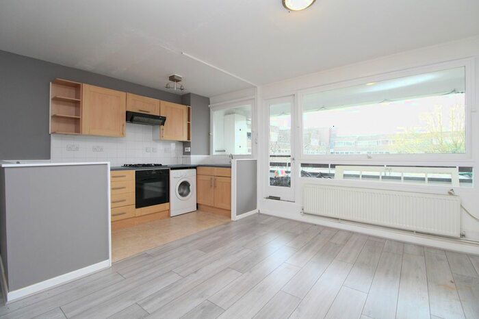 1 Bedroom Flat To Rent In Fair Acres, Bromley, BR2