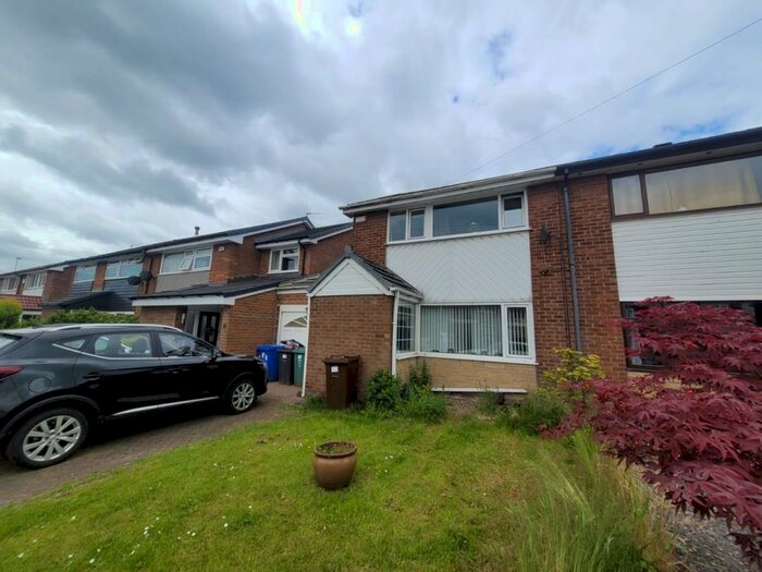 3 Bedroom Semi Detached House For Sale In Stanley Road, Radcliffe