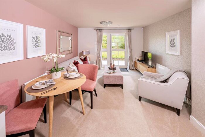 2 Bedroom Apartment For Sale In Jacob Place Edwin Gardens, Essex, CB10