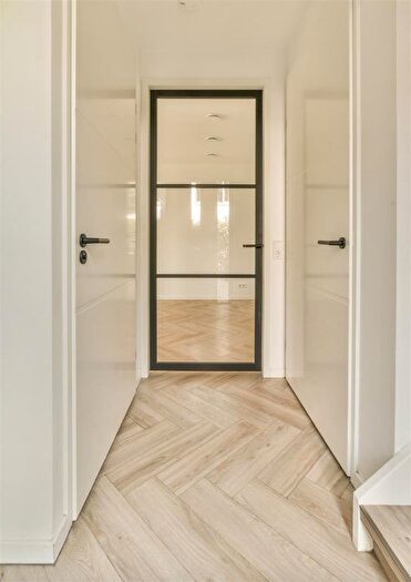 2 Bedroom Flat For Sale In Liverpool Street, Salford, M5