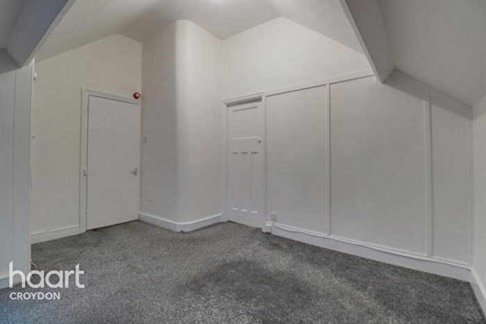 1 Bedroom Flat To Rent In Cheam Road, Sutton, SM1