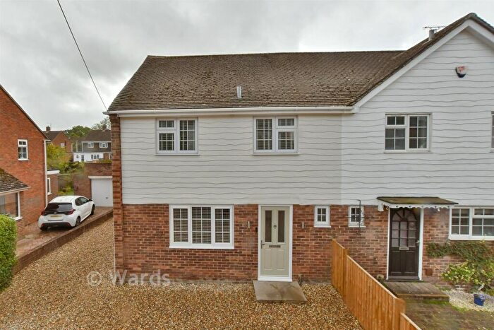 3 Bedroom Semi Detached House For Sale In Prinys Drive, Wigmore, Gillingham, Kent, ME8