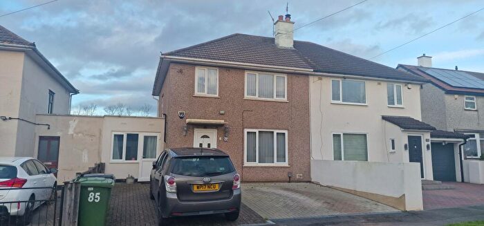 4 Bedroom Semi-Detached House To Rent In Swanmoor Crescent, Bristol, BS10