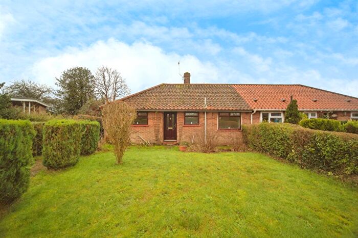 2 Bedroom Semi-Detached Bungalow For Sale In Reeve Close, Scole, Diss, IP21