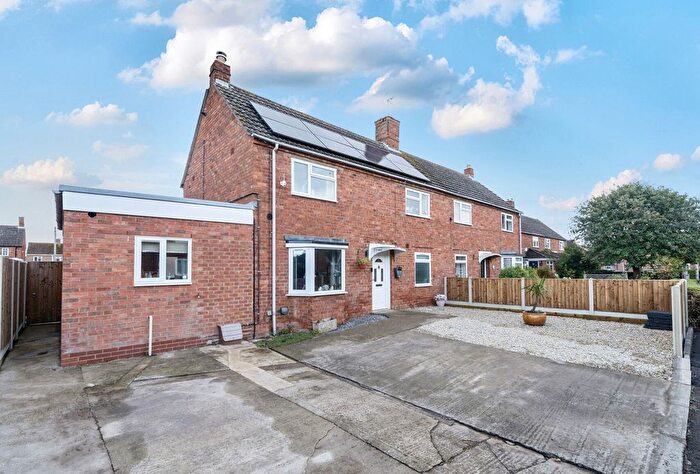 4 Bedroom Semi-Detached House For Sale In Fairway, Tewkesbury, Gloucestershire, GL20