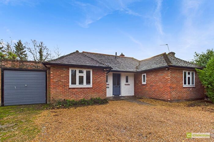 4 Bedroom Semi-Detached House To Rent In Batts Bridge Road, Maresfield, TN22