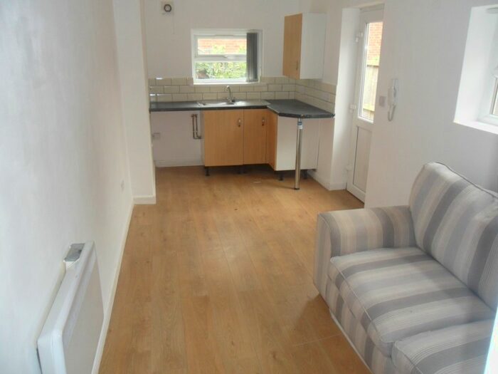 Studio To Rent In Oxhill Road, Birmingham, B21