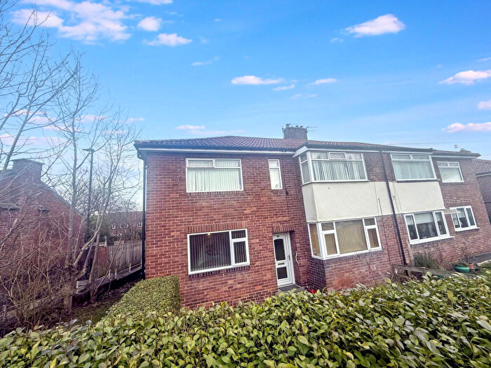 2 Bedroom Flat For Sale In Linbridge Drive, East Denton, Newcastle Upon Tyne, Tyne And Wear, NE5