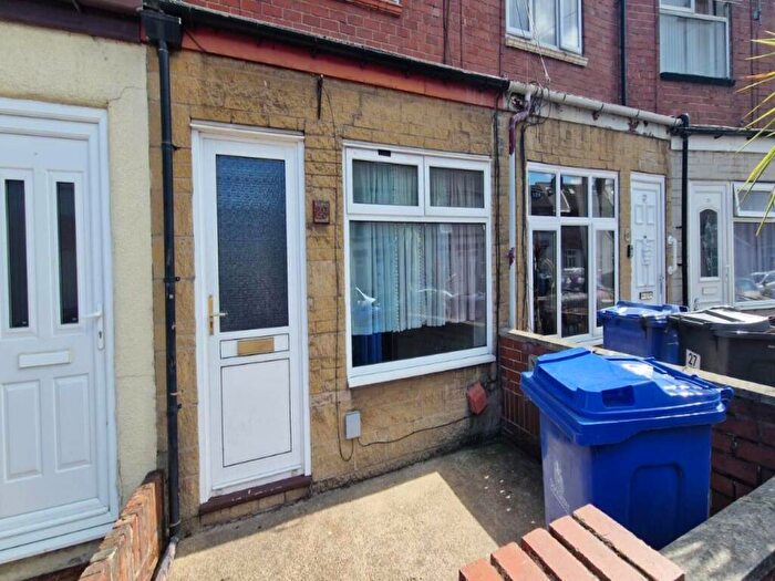2 Bedroom House To Rent In Hunt Lane, Bently, DN5