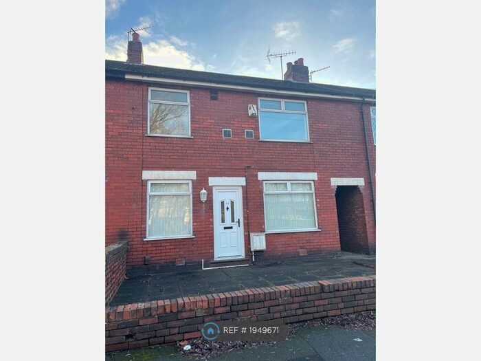 3 Bedroom Terraced House To Rent In Catherine Street West, Denton, Manchester, M34