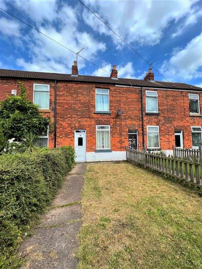 2 Bedroom Terraced House To Rent In Woodbine Cottages, Endike Lane, Hull, HU6