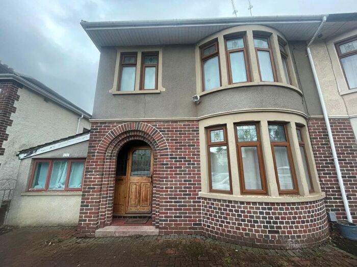 4 Bedroom Property To Rent In Allensbank Road, Heath, Cardiff, CF14