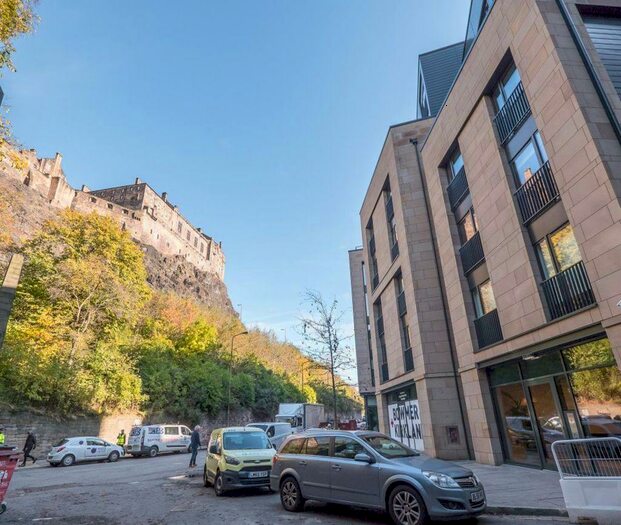 1 Bedroom Flat To Rent In King Stables Road, Old Town, EH1