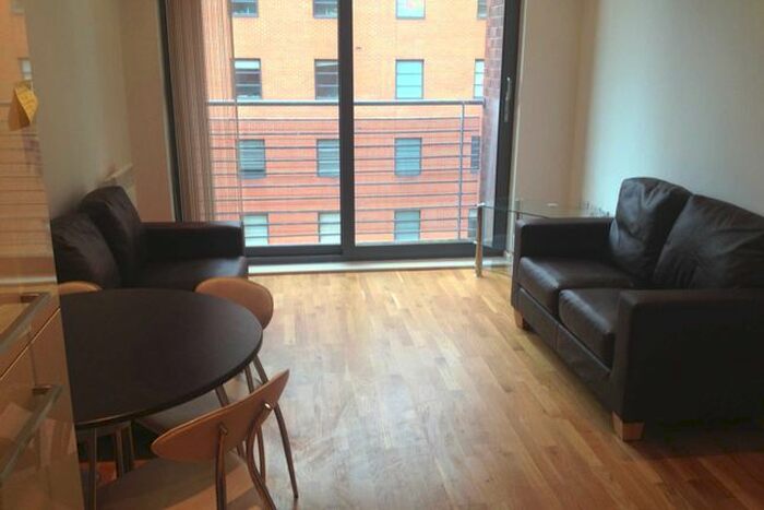 1 Bedroom Flat To Rent In Lower Ormond Street, Pearl House, M1