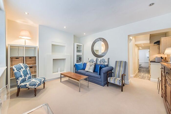 1 Bedroom Flat To Rent In First Street, London, SW3