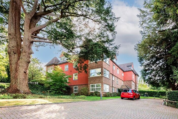 2 Bedroom Flat For Sale In Ghyll Road, Crowborough, TN6