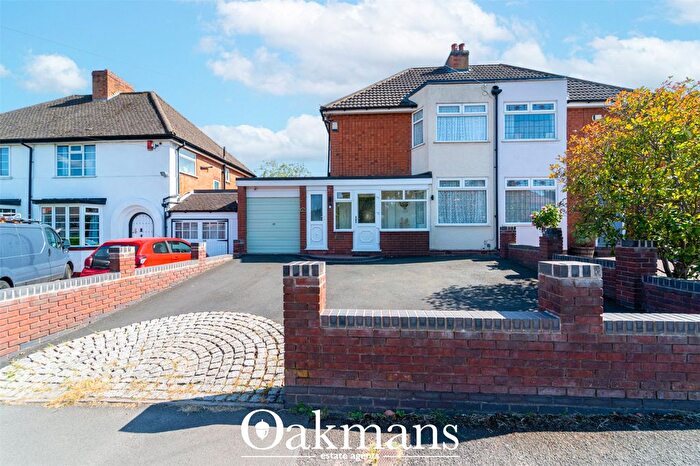 3 Bedroom Semi-Detached House For Sale In Frankley Beeches Road, Birmingham, West Midlands, B31