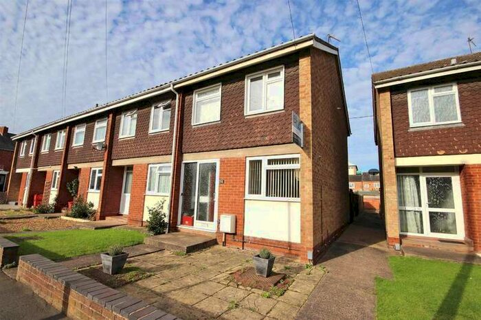 2 Bedroom End Of Terrace House To Rent In Woodhouse Street, Warwick, CV34