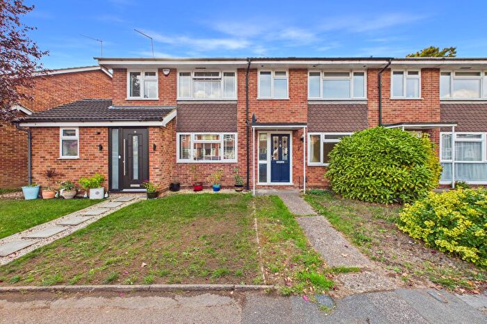 3 Bedroom Terraced House To Rent In Maple Close, Maidenhead, Berkshire, SL6