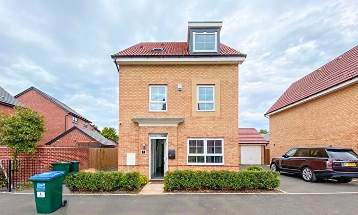 6 Bedroom Detached House To Rent In Brambling Avenue, Canley, Coventry, CV4