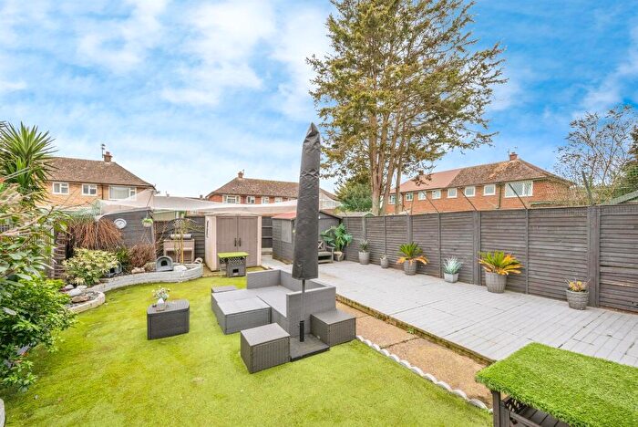 3 Bedroom Terraced House For Sale In Magdalen Way, Gorleston, Great Yarmouth, NR31