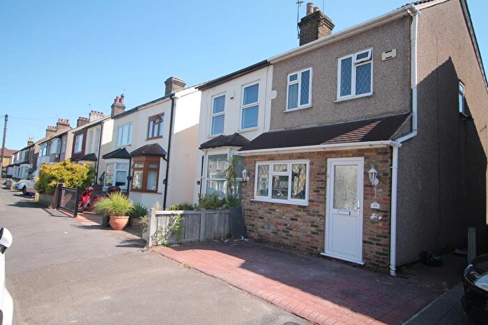 2 Bedroom Semi Detached House To Rent In Douglas Road, Hornchurch, RM11