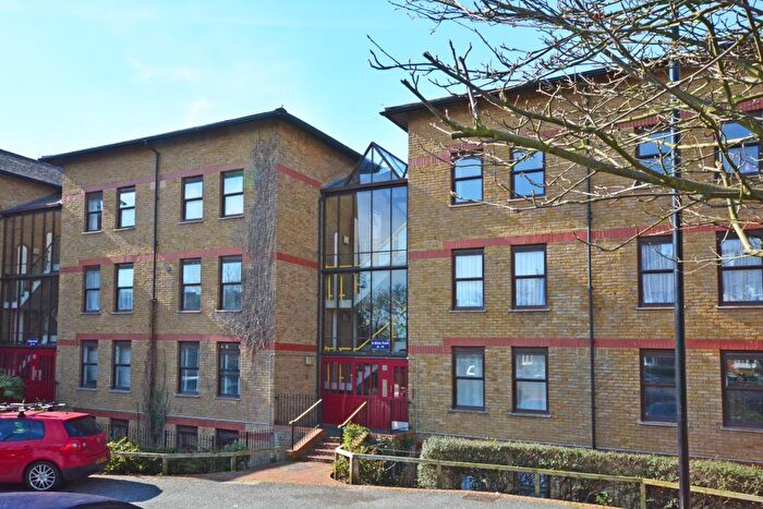 1 Bedroom Apartment To Rent In Eliot Park, London, SE13