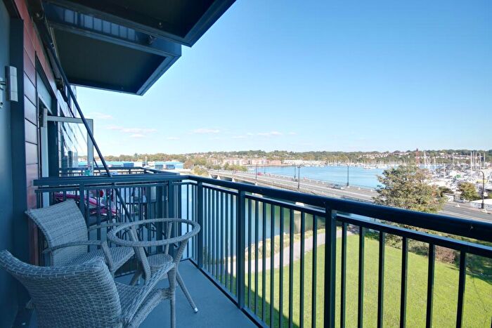 1 Bedroom Flat For Sale In Television House, Meridian Way, Southampton, SO14