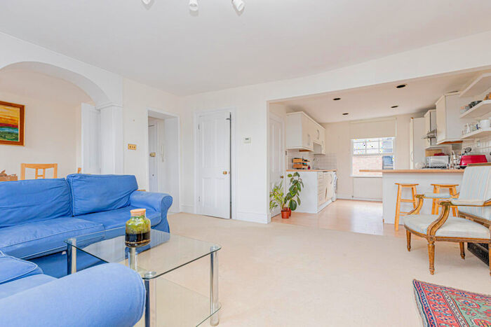 2 Bedroom Flat To Rent In Shepherdess Walk, Angel Wharf, N1