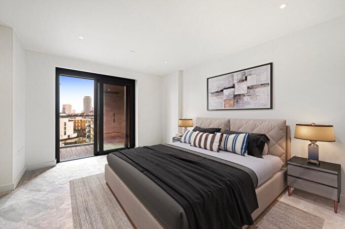 4 Bedroom Flat To Rent In Power House Chelsea Waterfront, Lots Road, SW10